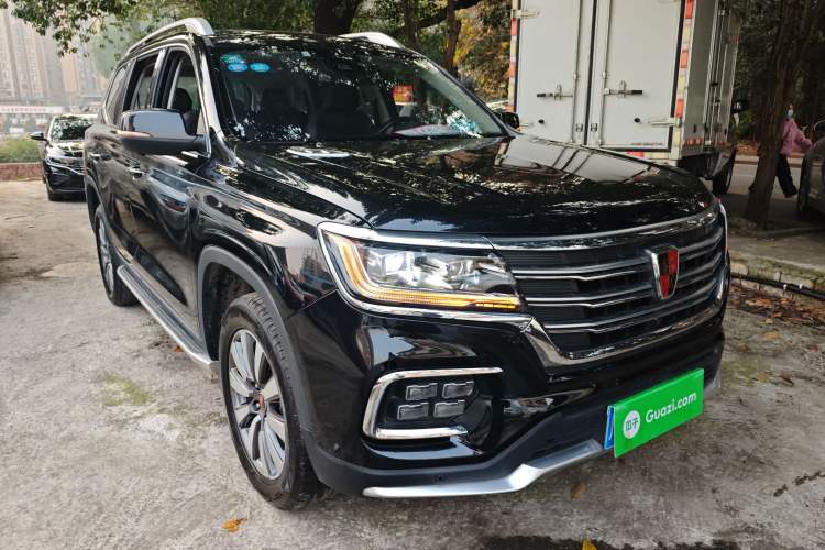 Used Roewe RX8 2018 30T Smart Connectivity Two-Wheel Drive Supreme Edition
