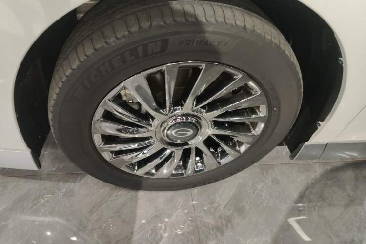 Used GAC Trumpchi M8 2023 Zongshi Series Dual-Motor Supreme Edition
