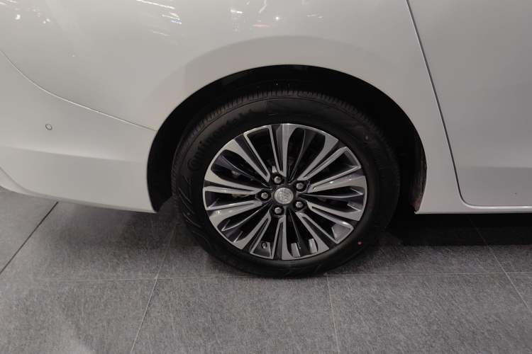 Used Buick GL8 2022 ES Land Cruiser 653T Luxury Model
