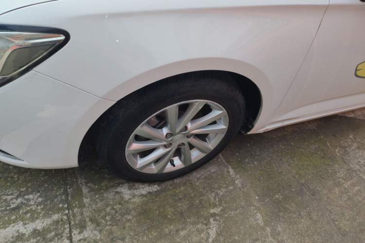 TDK.VehicleDetails.img