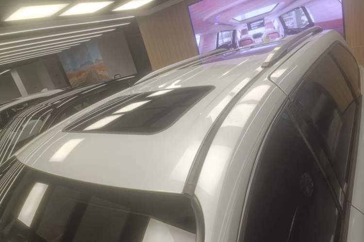 Used Toyota Sienna 2021 2.5L Hybrid Platinum Edition