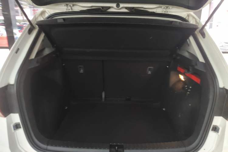 Used Volkswagen Tharu 2020 280TSI Two-Wheel Drive Luxury Plus Version China VI Standard
