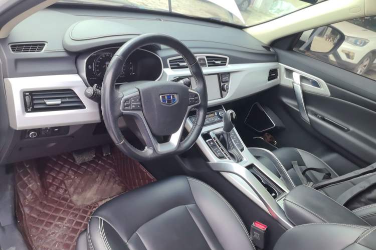 Used Geely Auto Emgrand X7 Sport 2018 1.8TD Automatic Two-Wheel Drive Smart Connect 4G Internet Edition
