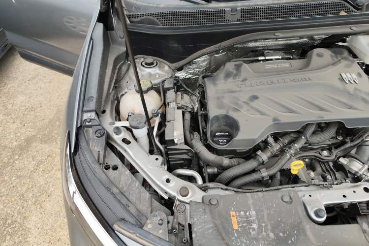 Used Buick Encore PLUS 2023 Smart Fun Edition
