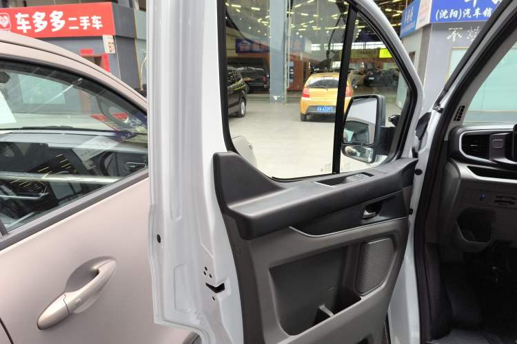 Used Ford Transit 2023 2.0T Gasoline Automatic Multi-Purpose Commercial Vehicle Mid-Drive Low-Roof Design 5/6 Seats