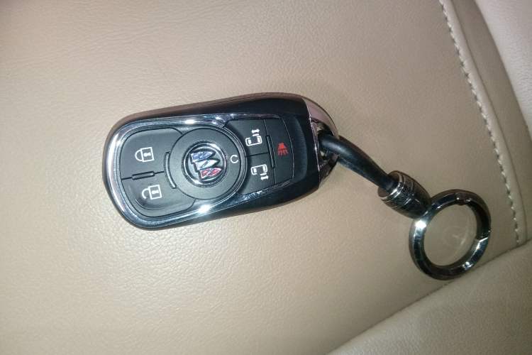 Used Buick GL8 2020 ES Land Cruiser 653T Luxury Edition
