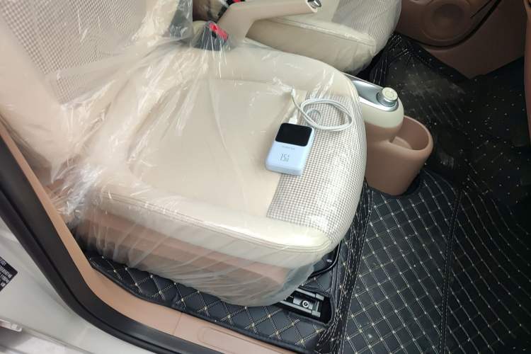 Used Wuling Hongguang MINIEV 2025 Four-Door Version Advanced Edition
