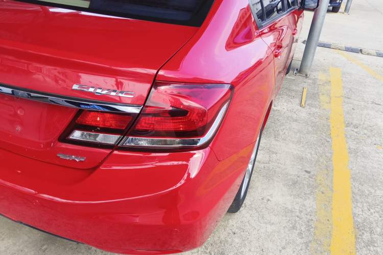 Used Honda Civic 2014 1.8L automatic comfort version
