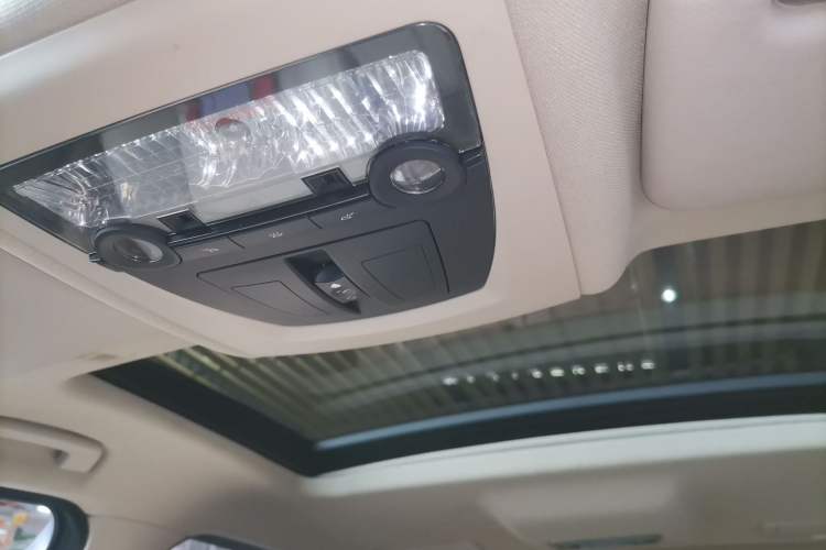 Used BMW 5 Series 2014 520Li Elegant Model