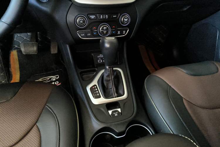 Used  Cherokee 2017 2.0L Superior Edition
