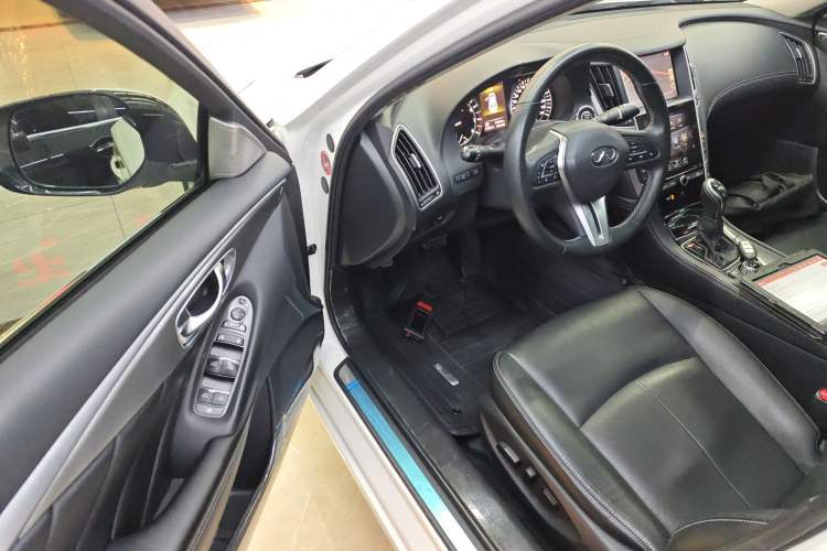 Used Infiniti Q50L 2018 2.0T Enjoyment Version China V Standard