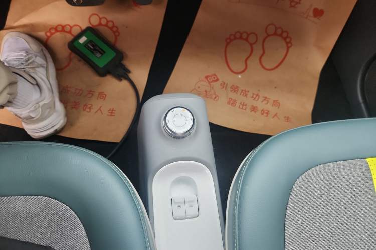 Used Wuling Hongguang MINIEV 2022 GAMEBOY 200km Gaming Edition with Lithium Iron Phosphate
