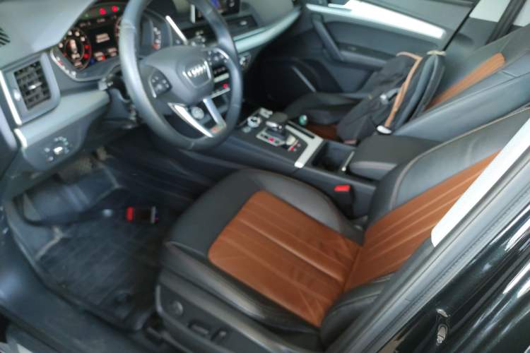 Used Audi Q5L 2020 Updated 40 TFSI Prestige Fashion Edition
