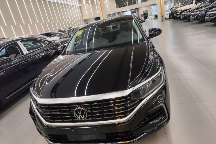 Used Volkswagen Passat New Energy 2025 430 PHEV Hybrid Business Edition
