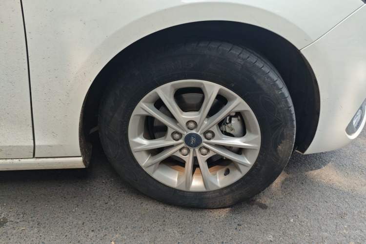 Used Ford Escort 2021 1.5L Automatic Platinum Edition
