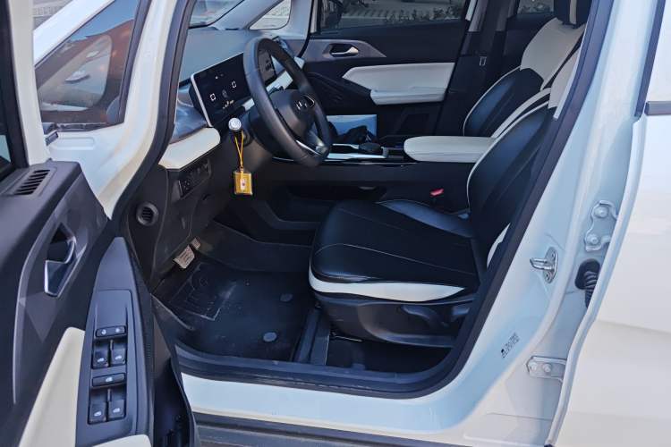 Used Geometry E Firefly 2024 301km Starlight