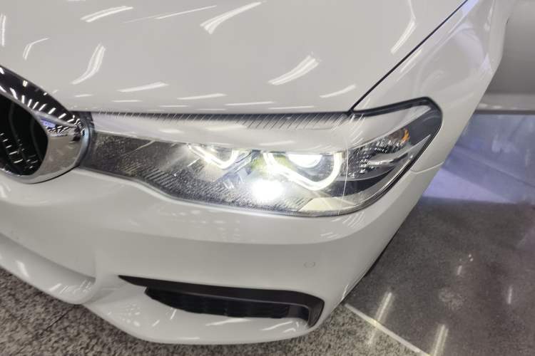 Used BMW 5 Series 2019 530Li Leading Model M Sport Package
