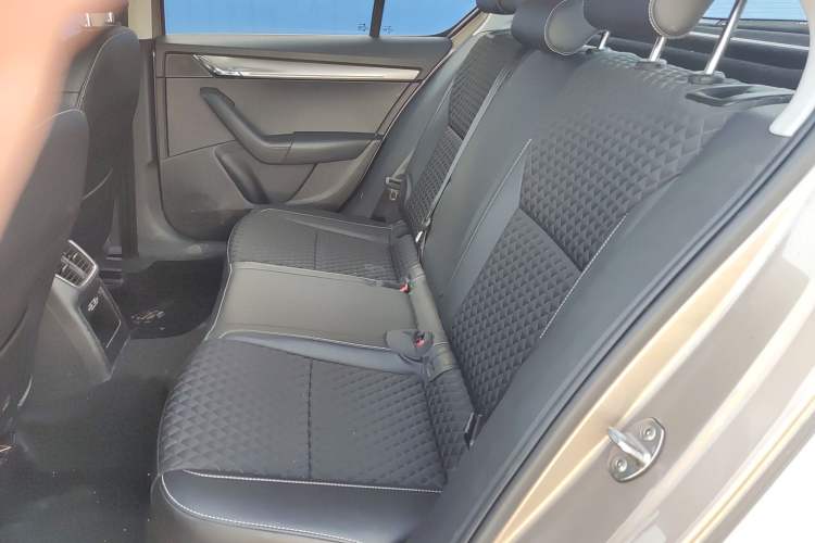 Used Skoda Octavia 2018 TSI230 DSG Luxury Edition
