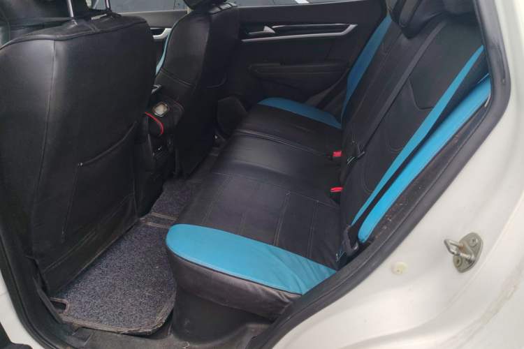 Used Dongfeng Aeolus AX7 2015 2.0L Automatic Zhiyue Version
