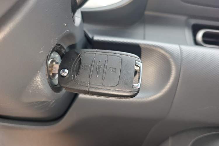 Used Wuling Hongguang New Energy 2025 Extended-Range Hybrid 50KM Comfort Version
