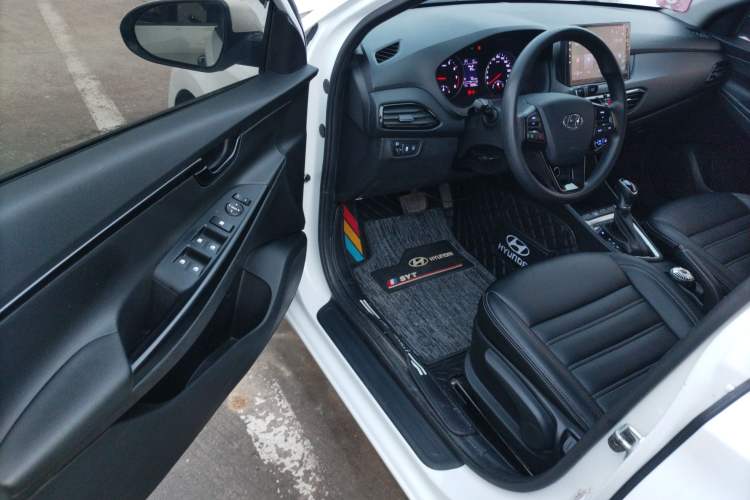 Used Hyundai Celesta 2020 1.6L Automatic GL Enjoyable Edition