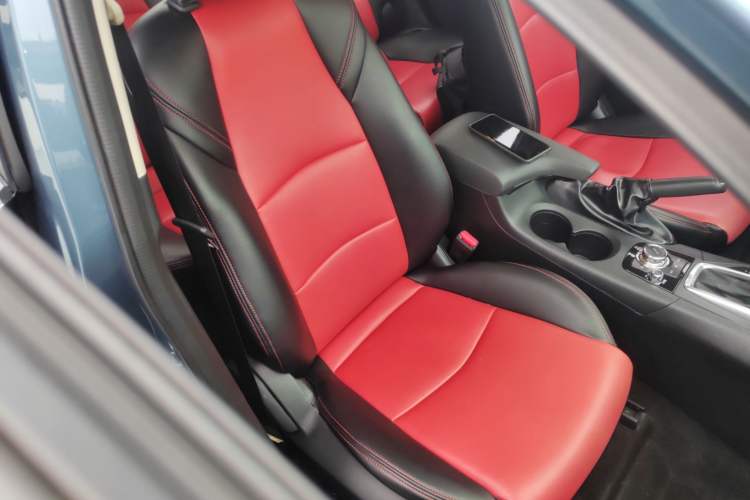 Used Mazda Mazda 3 Axela 2016 Sedan 1.5L Automatic Comfort Model
