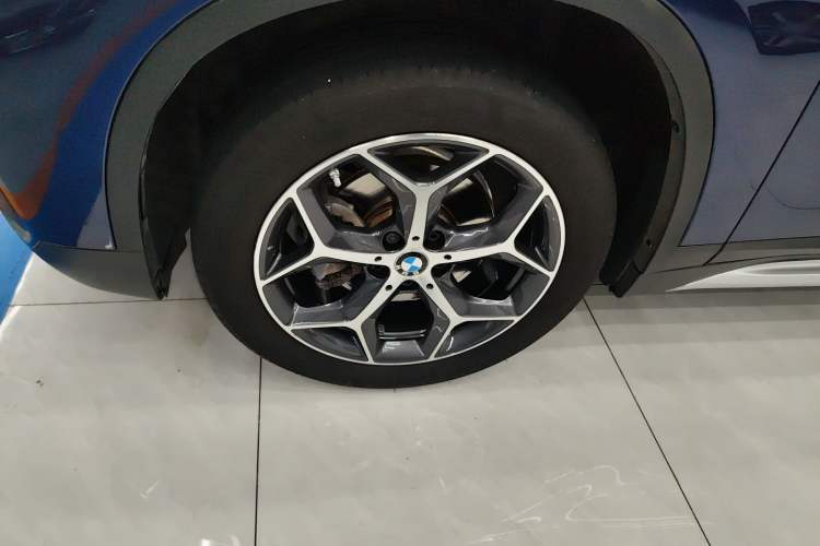 Used BMW X1 2018 sDrive18Li Luxury Model