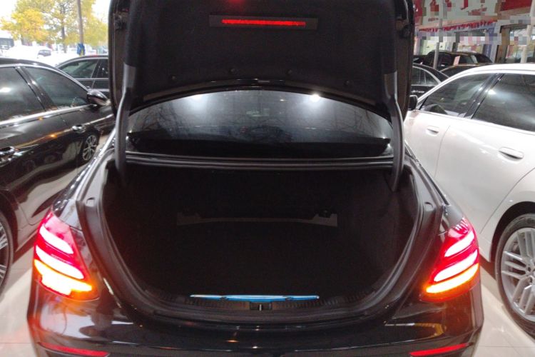 Used Mercedes-Benz E-Class 2016 E 200 L
