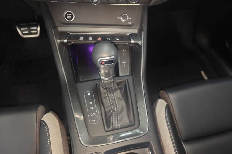 Used Audi Q3 2024 35 TFSI Fashion Dynamic Edition
