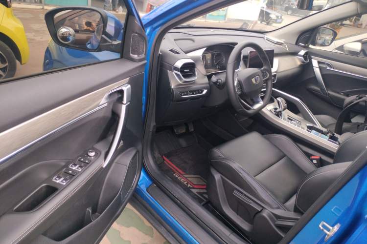 Used Geely Auto Coolray 2019 260T DCT Knight China V Standard