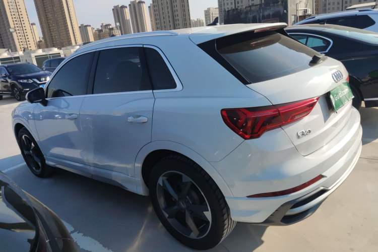 Used Audi Q3 2021 35 TFSI Fashion Dynamic Model
