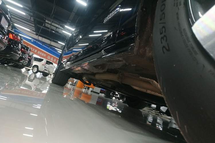 Used Toyota Granvia 2022 2.5L Hybrid Flagship Edition
