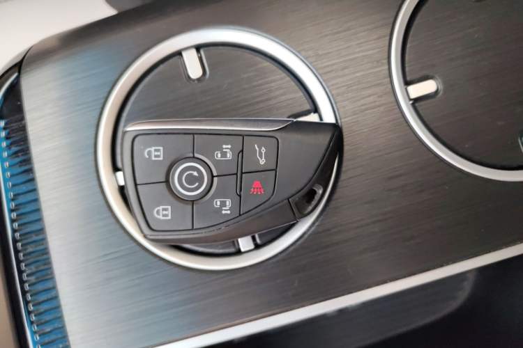 Used Buick GL8 New Energy 2024 Lu Zun Deluxe Edition 7-Seater
