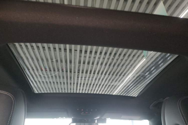 Used Mercedes-Benz GLC 2017 GLC 260 4MATIC Luxury Model
