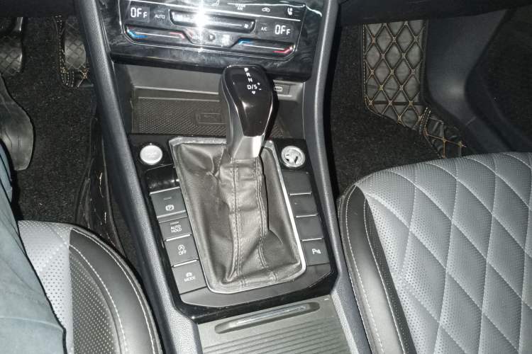 Used Volkswagen Sagitar 2023 300TSI DSG Excellence Edition