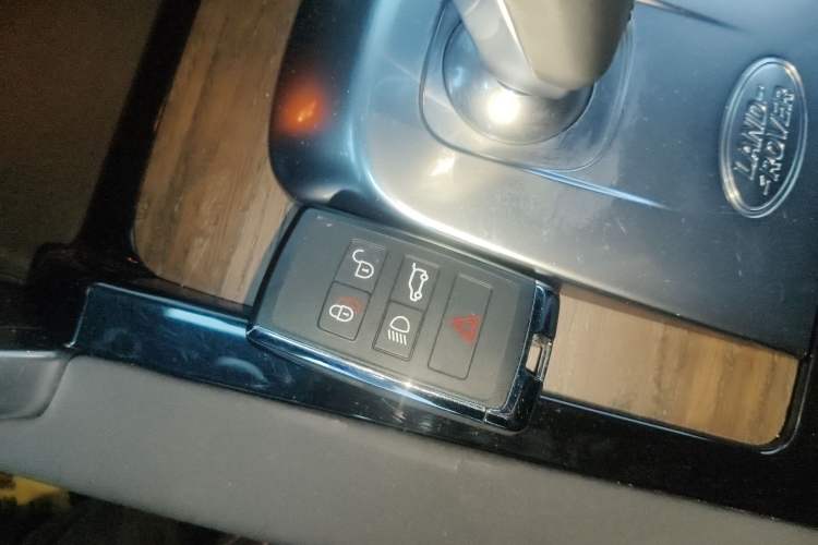 Used Land Rover Discovery Sport 2022 Revised Version 249 PS R-Dynamic S Performance Edition 5 Seats