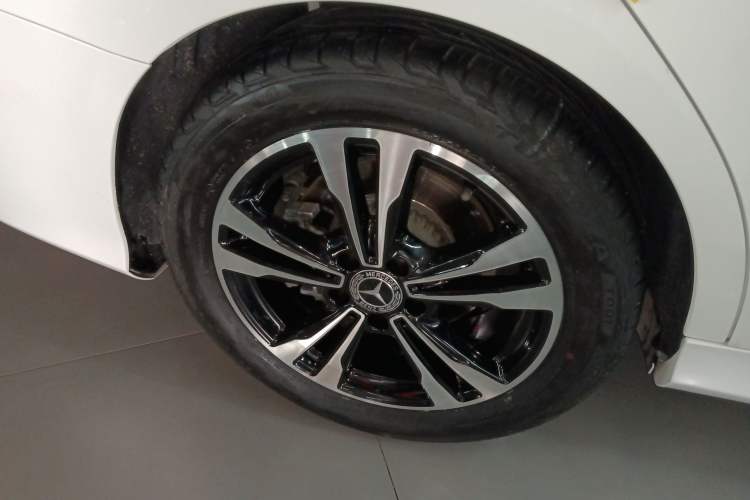 Used Mercedes-Benz C-Class 2017 Restyled C 200 Sport Edition