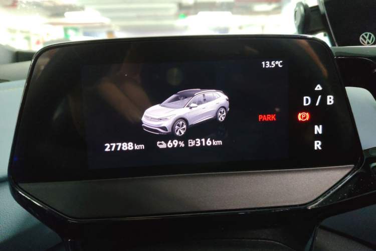 Used Volkswagen ID.4 X 2023 Ultra-Intelligent Long-Range Version
