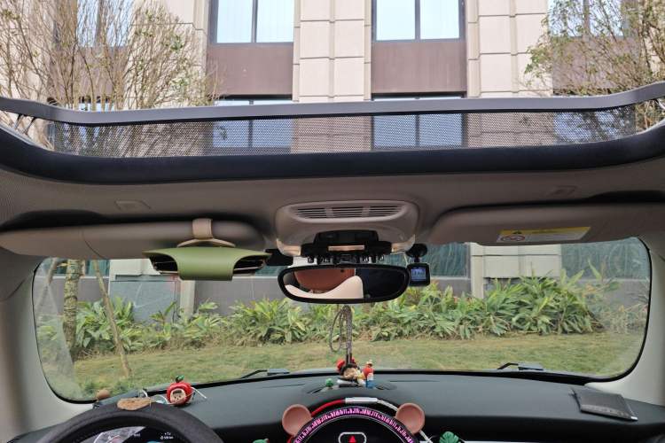 Used  MINI 2022 1.5T COOPER Artist
