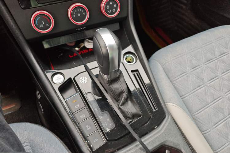 Used Volkswagen Lavida 2023 280TSI DSG Full-Comfort Edition
