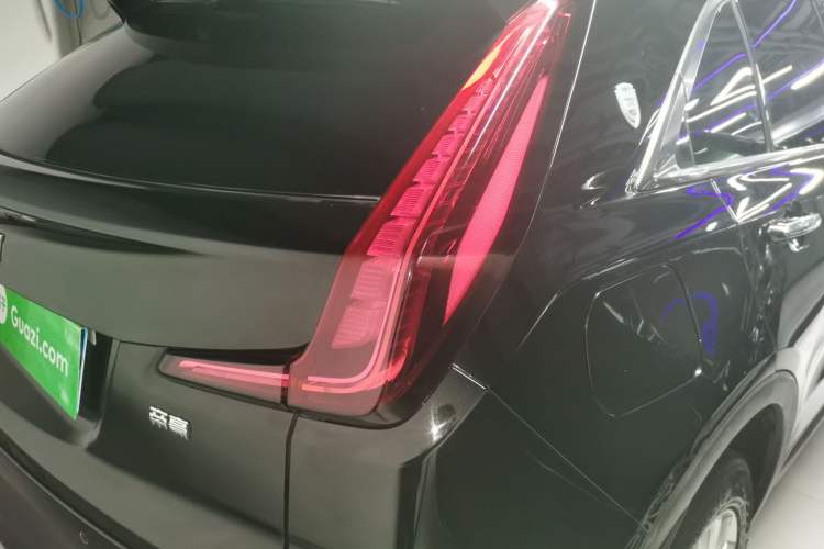 Used Cadillac XT4 2018 28T Two-Wheel Drive Tech Version
