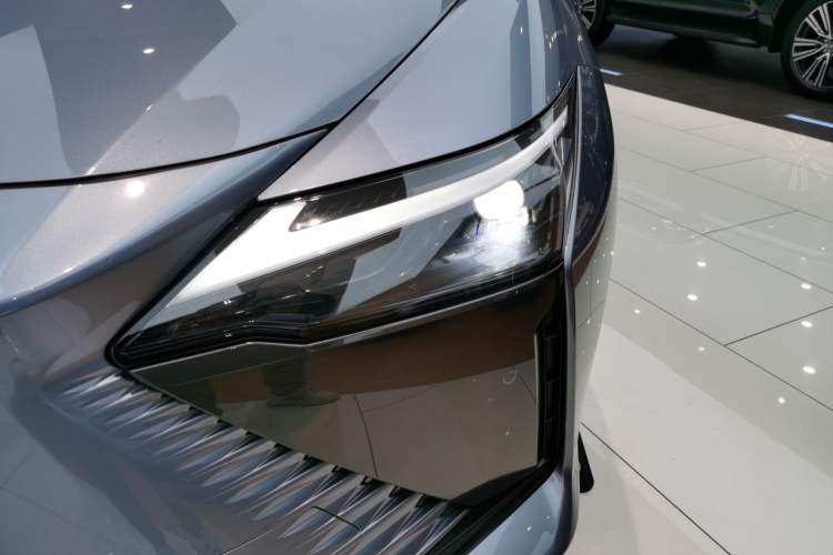 Used Lexus RZ 2023 450e All-Wheel Drive Luxury Edition