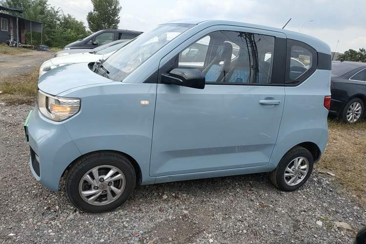 Used Wuling Hongguang MINIEV 2020 Freedom Version Lithium Iron Phosphate

