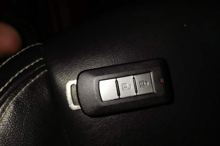 Used Mitsubishi Outlander 2020 2.0L Two-Wheel Drive Enjoyment Version 5 Seats
