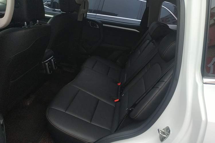 Used Haval DARGO 2021 2.0T DCT Two-Wheel Drive Chinese Mastiff Edition
