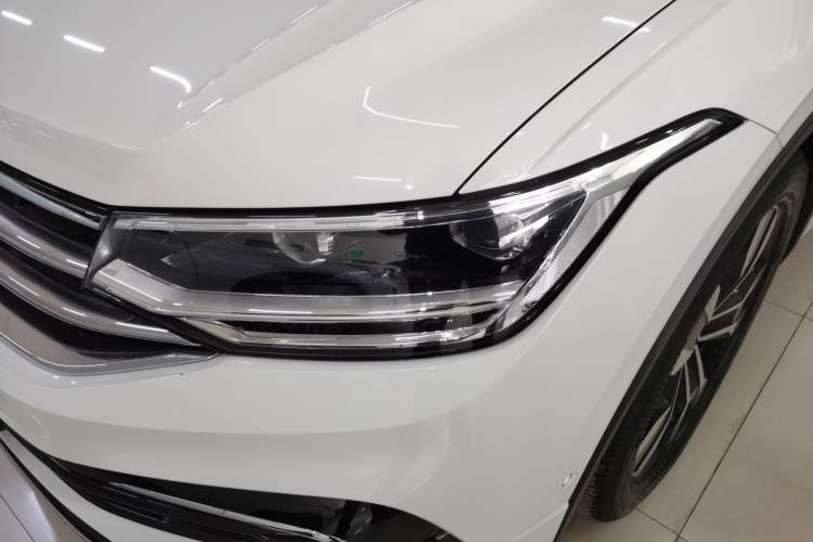 Used Volkswagen Tiguan L 2022 330TSI Automatic Two-Wheel Drive R-Line Enhanced Edition