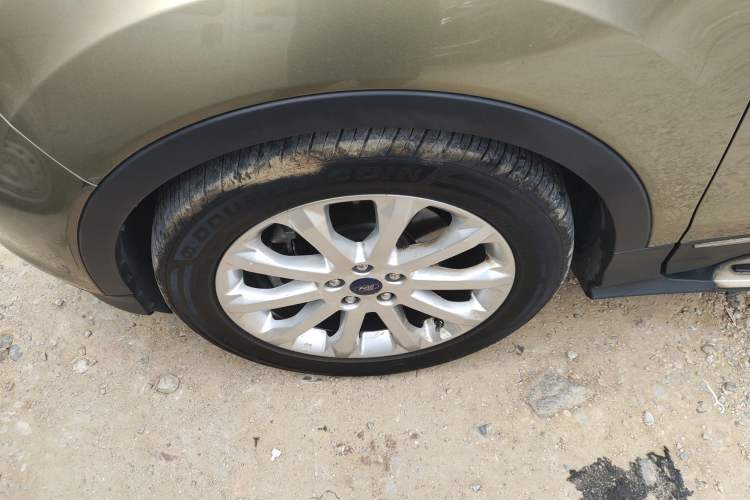 Used Ford Kuga 2013 2.0L GTDi Four-Wheel-Drive Elite Model