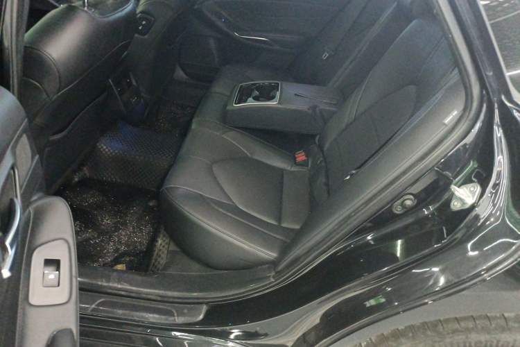 Used Toyota Avalon 2022 2.5L Luxury Edition