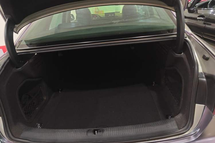 Used Audi A4L 2017 Plus 40 TFSI Sport Model
