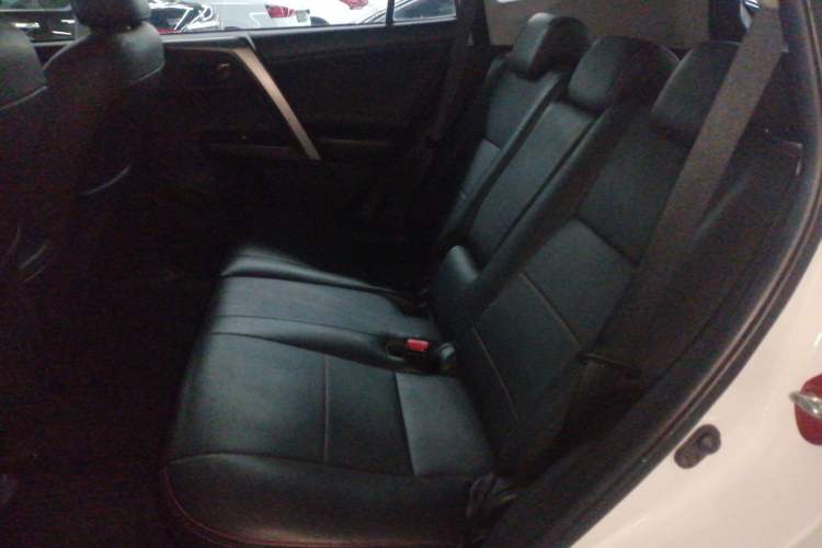 Used Toyota RAV4 2019 2.0L CVT Two-Wheel Drive Fashion X Limited Edition China V Standard